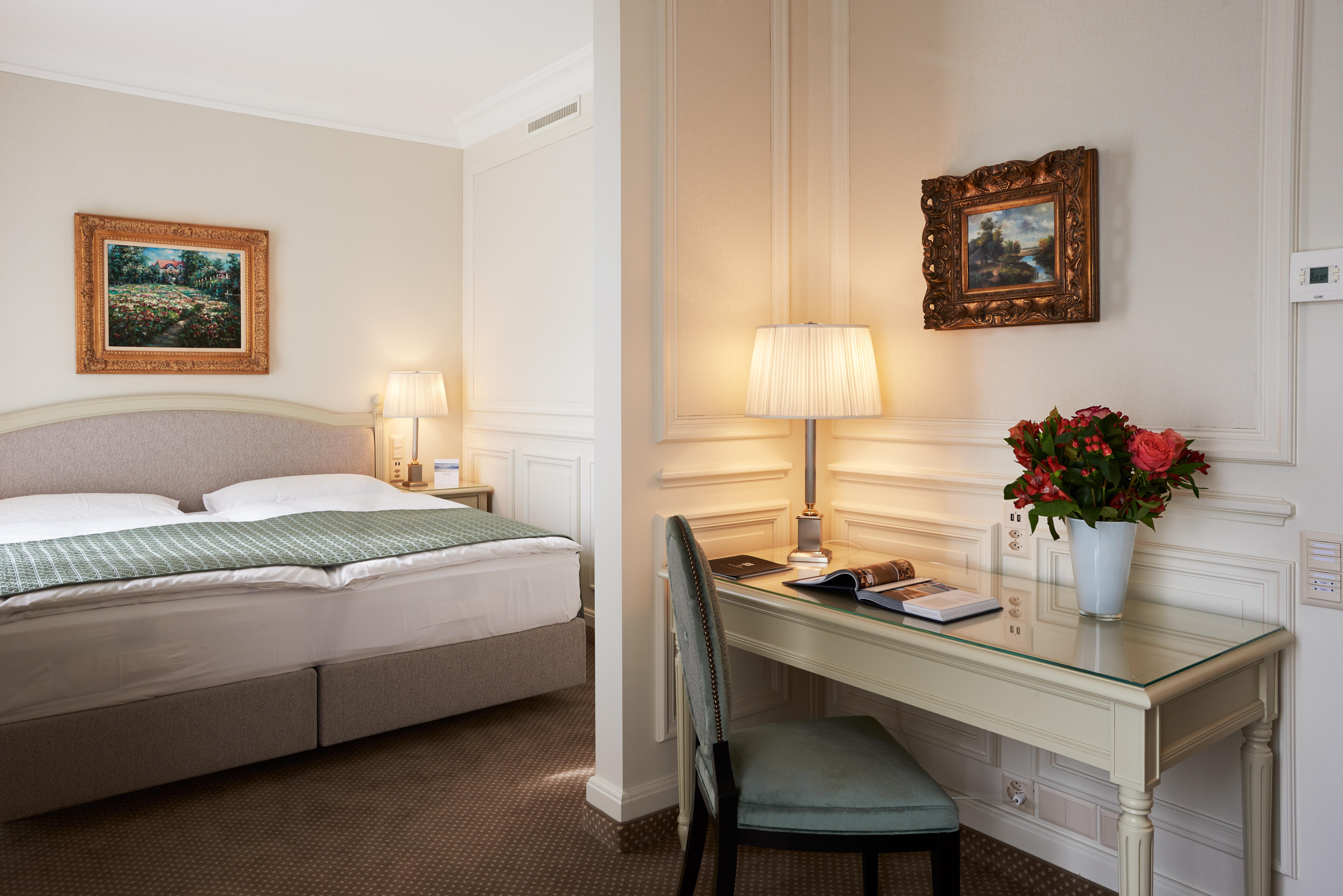 Le Mirador Resort & Spa Mont Pelerin Exterior photo A room at the Hotel de France