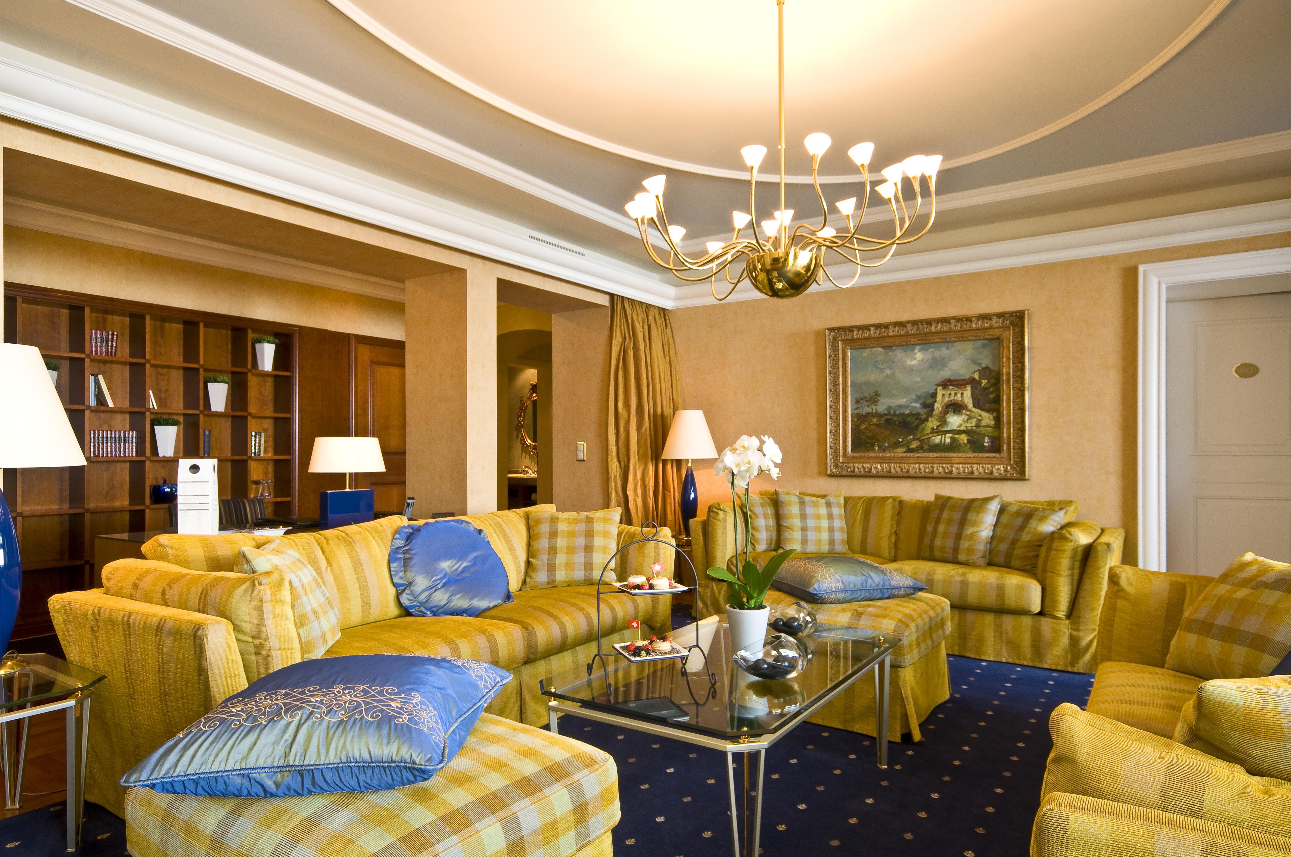 Le Mirador Resort & Spa Mont Pelerin Exterior photo A suite at the Hotel de la Ville
